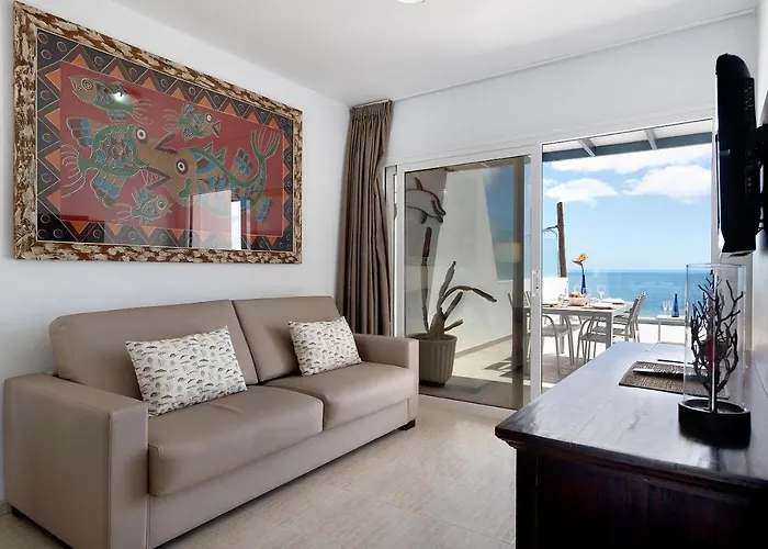 Callao 6 * 아리에타